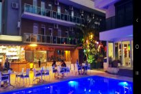 Standart oda Havuzlu Yarım Pansiyon Otel 