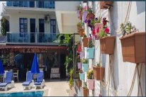 Fethiye Merkez'de Yarım Pansiyon 4 KİŞİLİK AİLE ODASI 