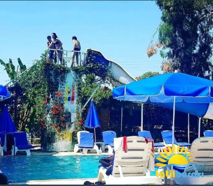 Fethiye Merkez Kordon'da Havuzlu Yarım Pansiyon Otel 