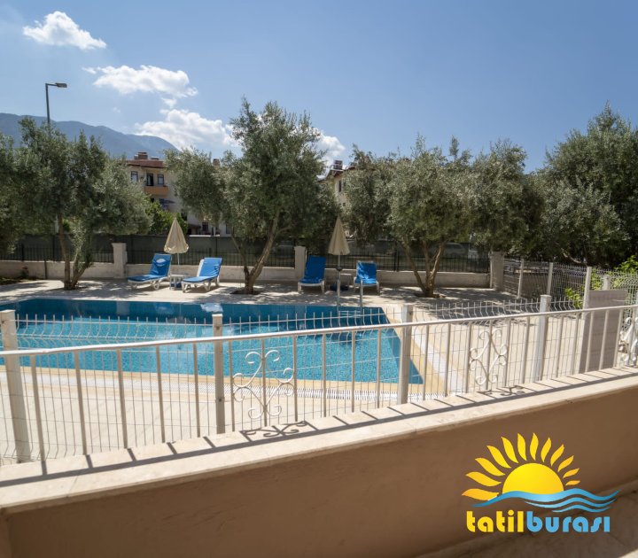 Fethiye Merkezde Havuzlu 3+1 Apart Daire